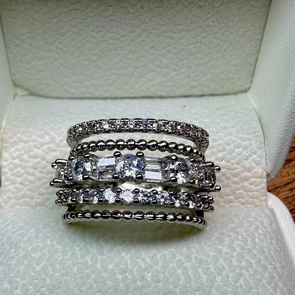 218 Ct Multi Layer Band Diamond Ring 5 Layer